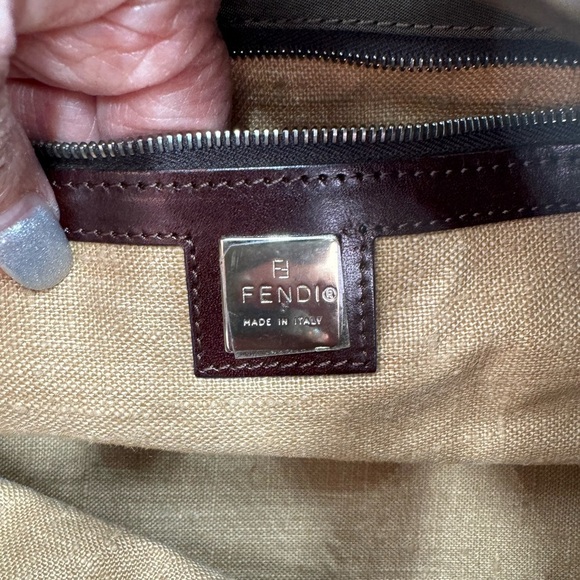 Fendi-Authentic-Tote Bag Nylon Olive Green - Picture 4 of 12